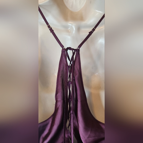 VICTORIA'S SECRET Burgandy Core Satin Side Tie Romper Size Small Lace - Picture 6 of 8